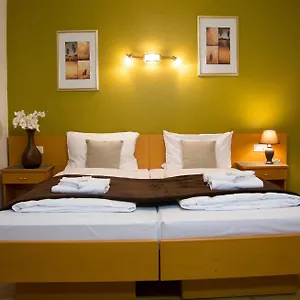 2* Hotel Garni Roedelheimer Hof
